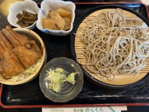 開田高原の蕎麦屋「のらくろ」に行ってみた。様子と感想￼