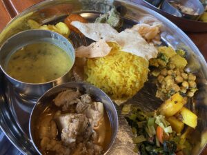 諏訪のネパール料理屋「スパイスカフェアナンダ」に行ってみた。