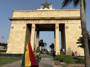 2025年ガーナ滞在記〜1日目・日曜日のマコラマーケット〜