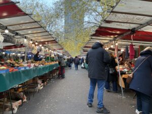 フランス・スペイン旅行記4日目〜土曜日のパリでマルシェをはしご〜
